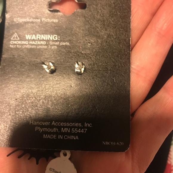 Nightmare Before Christmas post dangle earrings - Picture 2 of 3